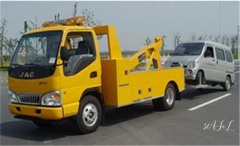 高速道路汽車車輛救援拖車/吊車/送油/搭電/補(bǔ)胎/充氣/維修公司服務(wù)電話阿拉爾石河子圖木舒克五家渠鐵門關(guān)