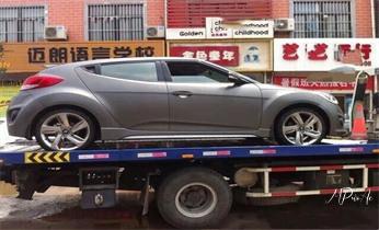 高速公路道路快速24小時(shí)拖車救援服務(wù)附近公司熱線電話-汽車搭電-補(bǔ)胎-吊車-脫困-維修-送油水-運(yùn)輸-開鎖配鑰匙阿拉爾石河子圖木舒克五家渠鐵門關(guān)